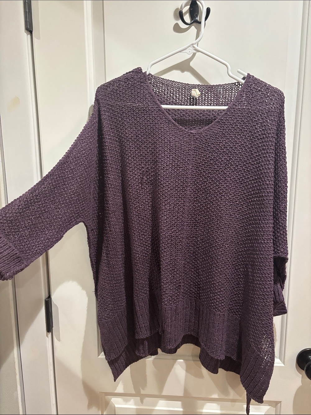 Wishlist Oversized V-Neck Knit Sweater in Deep Plum